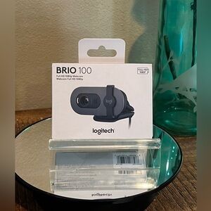 Logitech Brio 100 Full HD 1080p Webcam, new!